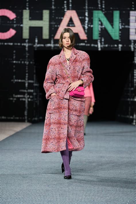 chanel fall 2012 runway|Chanel runway collection.